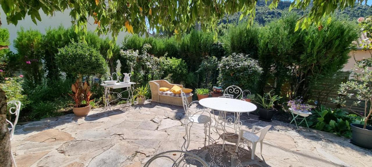 Manoir De Gravezon Bed & Breakfast Lunas  Exterior photo